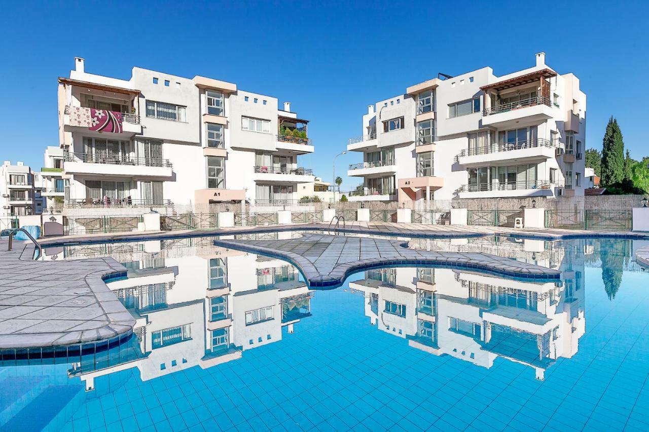 Rix Sunny Apartments Kyrenia  Luaran gambar